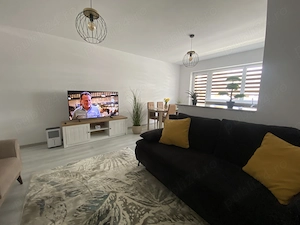 Închiriez apartament tip studio 
