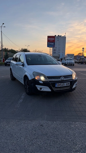 Vand Opel Astra H - imagine 2