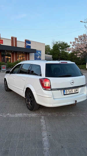 Vand Opel Astra H - imagine 3