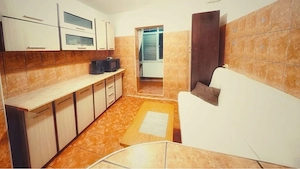 Închiriez apartament cu doua dormitoare + bucătărie Zona Lidia  - imagine 3