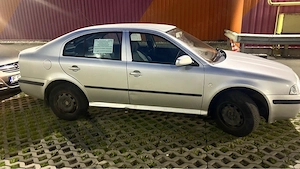 vand Skoda Octavia 1.6 benzina - imagine 4