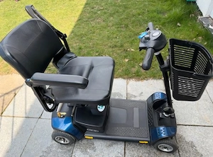 Carucior electric scaun mobil