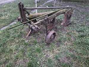 Vând utilaje agricole pentru u650