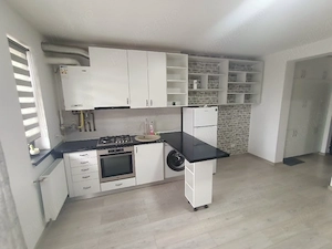 Proprietar,In Bloc Nou,Cu Centrala+Loc Parcare Privat,Etaj 1, Mobilat,Utilat - imagine 7