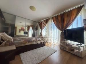 Casa individuala cu 5 camere, carport, 426mp teren in Sanandrei