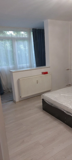 inchiriez apartament cu 3 camere  - imagine 4
