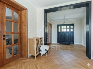 Casă spectaculoasă de vanzare situată în Tocile – „Mica Elvetie" - imagine 6