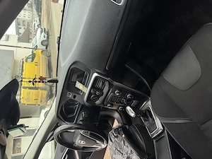 Volvo V40 D3, 5 cilindri in linie.  - imagine 7