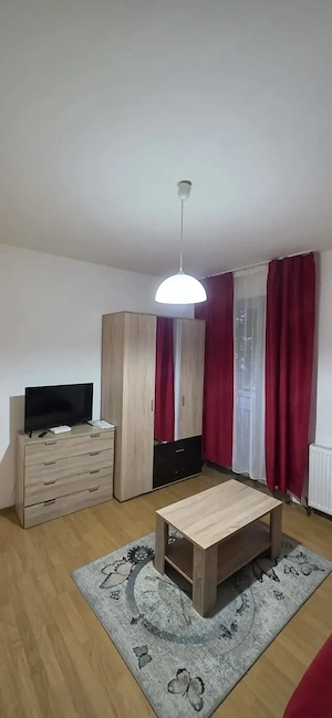Închiriez garsoniera în Alma,Turnisor, cu balcon complet mobilată - imagine 2