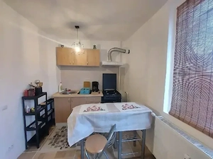 Închiriez garsonieră zona Tătărași 