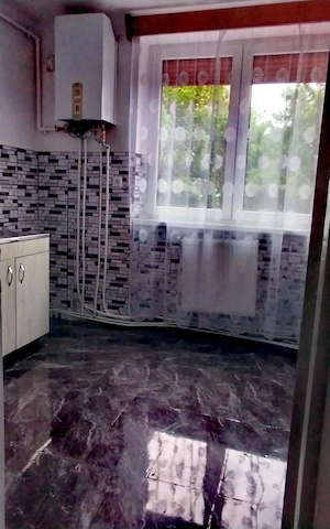 Apart 2 camere ETAJ 1, bl 16,scA,Blaj, recent renovat (lângă CecBank) - imagine 2
