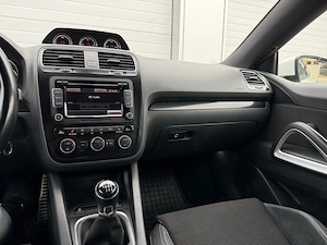 Vw Scirocco 1.4 Tsi 125 Cp - imagine 10