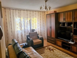 Apartament 2 camere cu centrala proprie, Motru - imagine 2