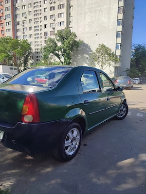 vând Dacia Logan motor de 1 4 benzina acte valabile mașina merge impecabil fara probleme  - imagine 2