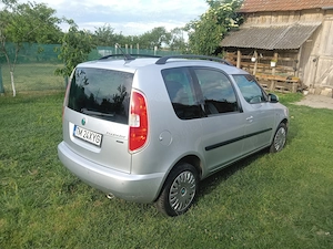 Vând autoturism mic litraj Skoda Roomster 1,2 diesel - imagine 4