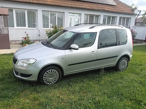 Vând autoturism mic litraj Skoda Roomster 1,2 diesel - imagine 2