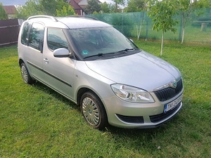 Vând autoturism mic litraj Skoda Roomster 1,2 diesel - imagine 5