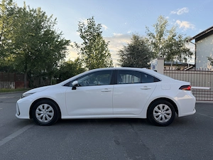 Toyota Corolla Hybrid 1.8 HSD Business 2022 - imagine 2