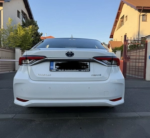 Toyota Corolla Hybrid 1.8 HSD Business 2022 - imagine 3
