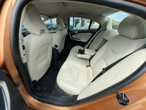 Volvo S60 - imagine 16