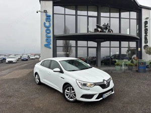 Renault Megane - imagine 5