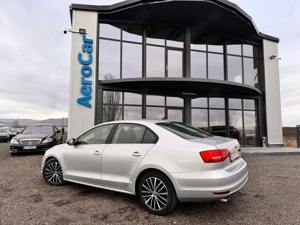 Vw Jetta - imagine 12