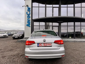Vw Jetta - imagine 8