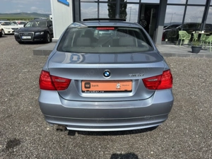 Bmw Seria 3 - imagine 9