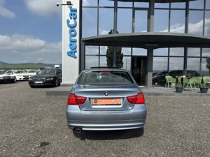 Bmw Seria 3 - imagine 8