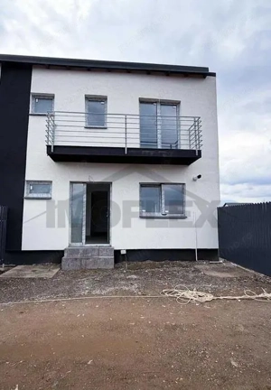 Duplex modern cu 4 camere  #238;n Cartierul Izvor – 0% Comision Cumparator