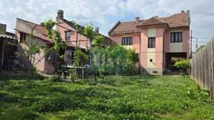 Casa 8 camere + Teren 441 mp, Central - imagine 2
