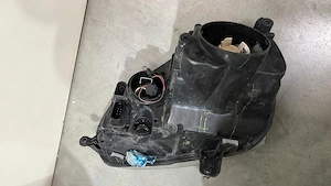 Far dreapta vw golf 5 hella - imagine 3