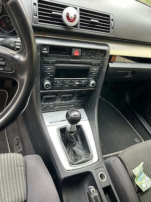 Vând Audi A4  An 2008  - imagine 5