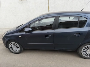 Opel Corsa 1.3 cdti  2009 - imagine 3