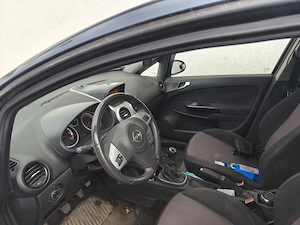Opel Corsa 1.3 cdti  2009 - imagine 4