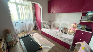 Apartament 4 camere decomandat 2 bai pivnita zona Strand Sibiu - imagine 7