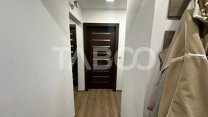Apartament 4 camere decomandat 2 bai pivnita zona Strand Sibiu - imagine 8