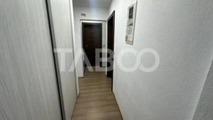 Apartament 4 camere decomandat 2 bai pivnita zona Strand Sibiu - imagine 16