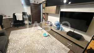 Apartament 4 camere decomandat 2 bai pivnita zona Strand Sibiu - imagine 19