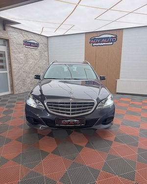 Mercedes-Benz  E-Klasse  E 200 CDI . RAR+ITP. Garantie 12 luni . Buy-Back . Test-Drive .  - imagine 9