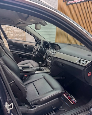 Mercedes-Benz  E-Klasse  E 200 CDI . RAR+ITP. Garantie 12 luni . Buy-Back . Test-Drive .  - imagine 19
