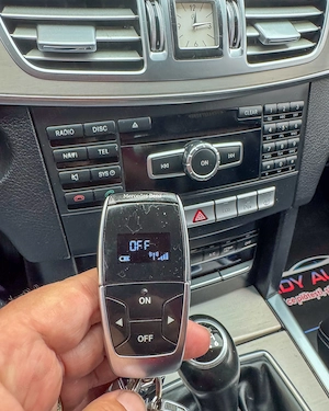 Mercedes-Benz  E-Klasse  E 200 CDI . RAR+ITP. Garantie 12 luni . Buy-Back . Test-Drive .  - imagine 16