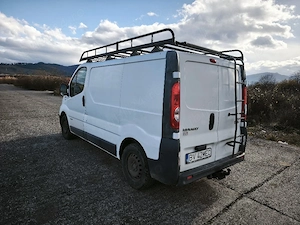 Vând autoutilitara Renault Trafic  - imagine 2
