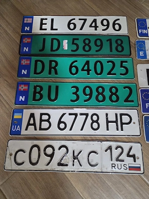 Numere auto / placute de inmatriculare originale pentru colectionari