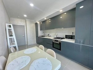 Apartament cu 2 camere de închiriat în zona Eroii Revoluției - imagine 3