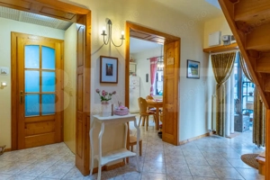 Casă Premium cu Caracter Autentic, Zona Unirii  - imagine 11