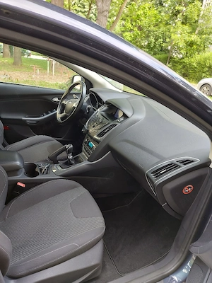 Ford Focus Titanium, 1.6 Benzina, 2012, euro 5 - imagine 5