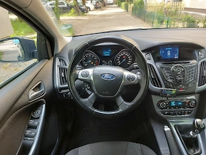 Ford Focus Titanium, 1.6 Benzina, 2012, euro 5 - imagine 4