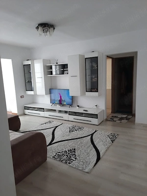 Apartament 3 camere confort 1 Complex Studentesc etaj 2 ocupabil imediat - imagine 4
