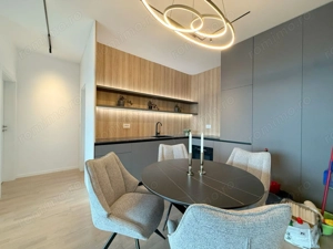 Apartament spectaculos cu 2 camere, ultracentral, în Paltim – etaj 6 - imagine 2